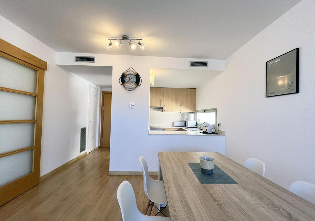 2-bedroom Brand New Steps From The Llançà
