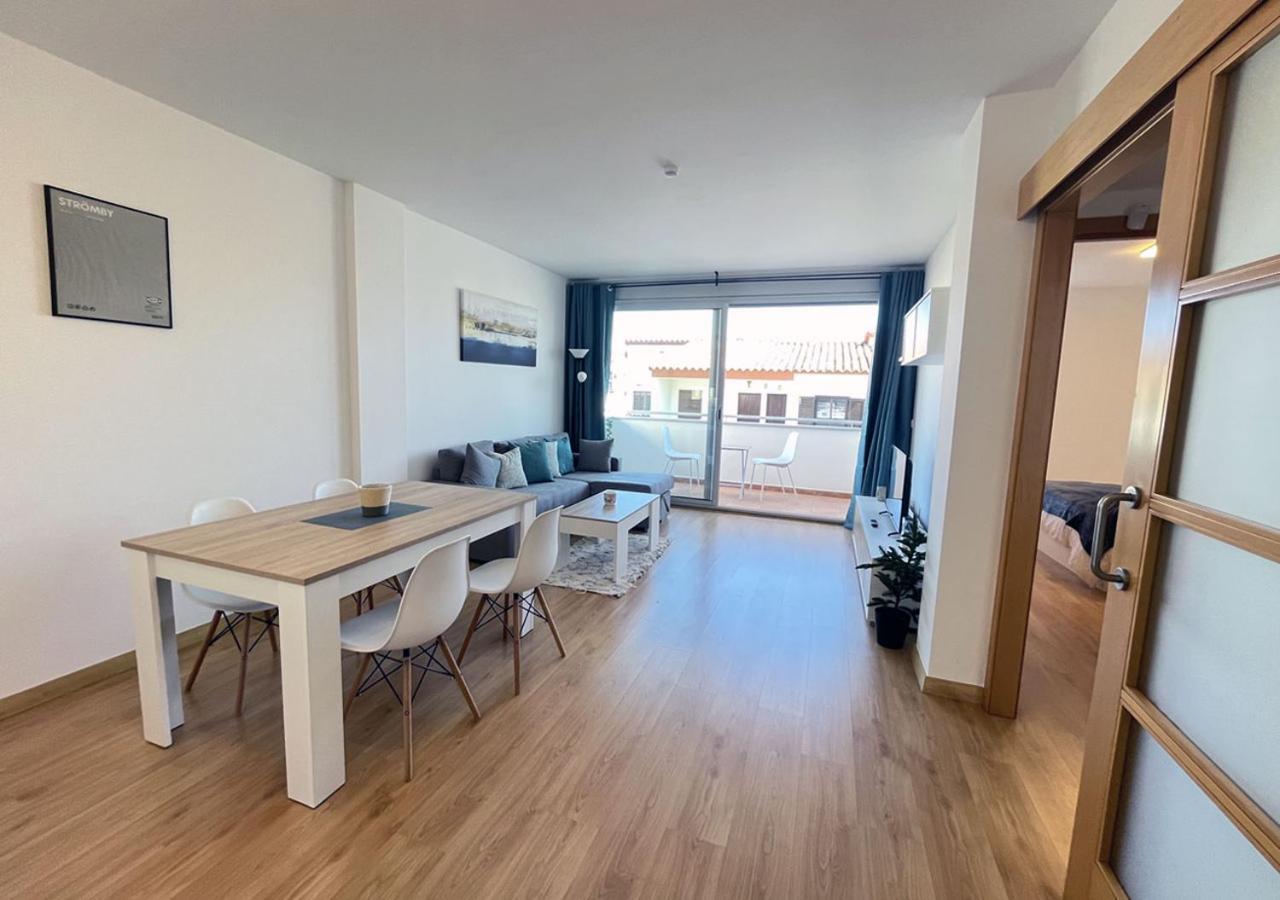 Apartamento 2-bedroom Brand New Steps From The Llança